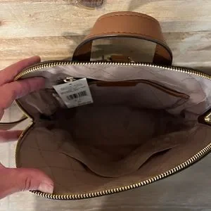 Michael Kors | Bags | Nwt Michael Kors Dallas Md Slim  display picture 2
